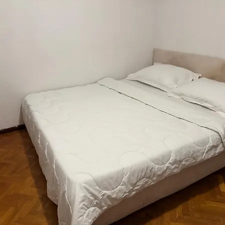 To Let Homestay *