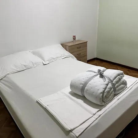 To Let Homestay